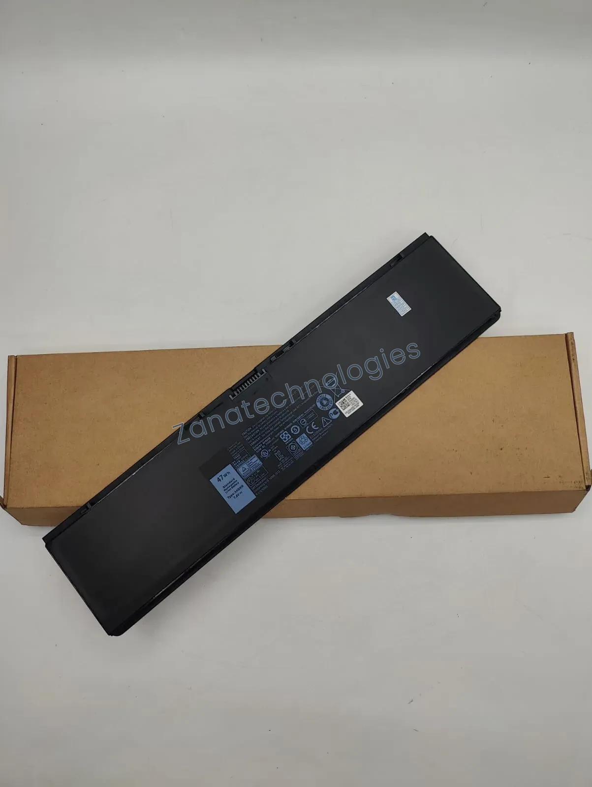 Angled view of the Dell 3RNFD Battery