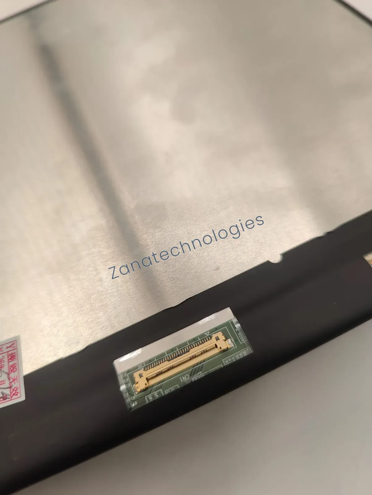 Angled view of the 14.0 inch slim HD non-touch laptop screen